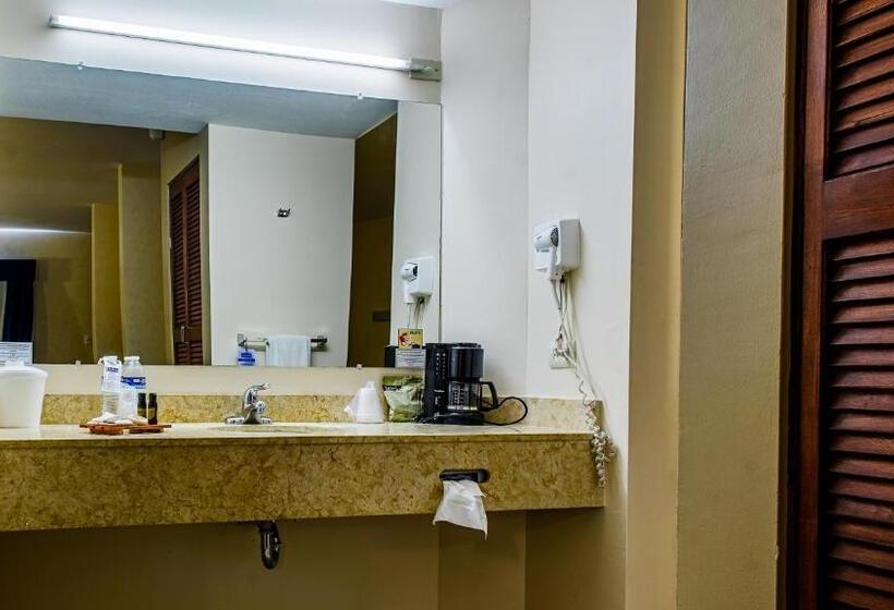 모텔 American Inn Hotel & Suites Delicias