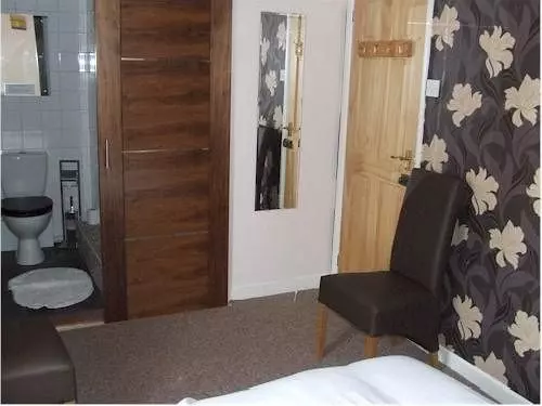 Old School House B&b