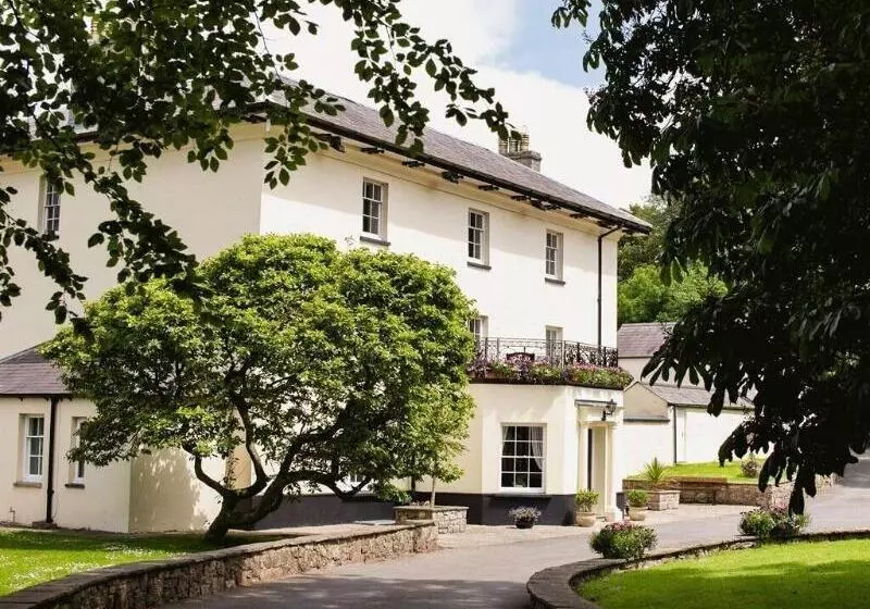 ペンション Portclew House