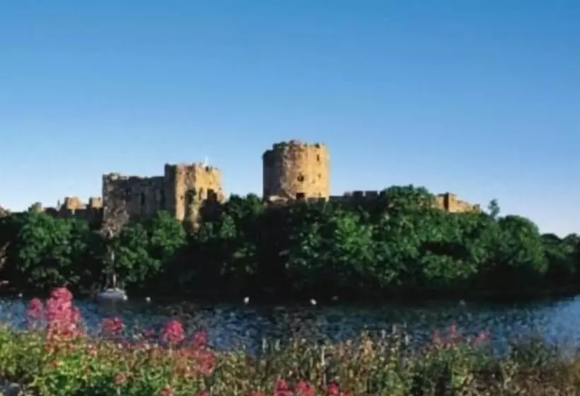 ペンション Portclew House