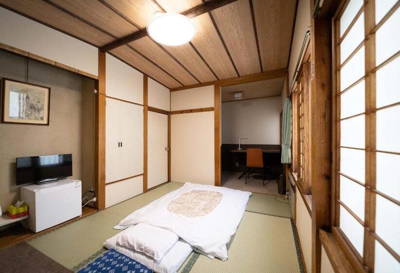Yoshidaya Ryokan