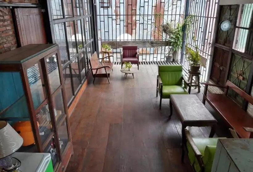 Retkeilymaja ทุ่งยั้งเฮ้าส์