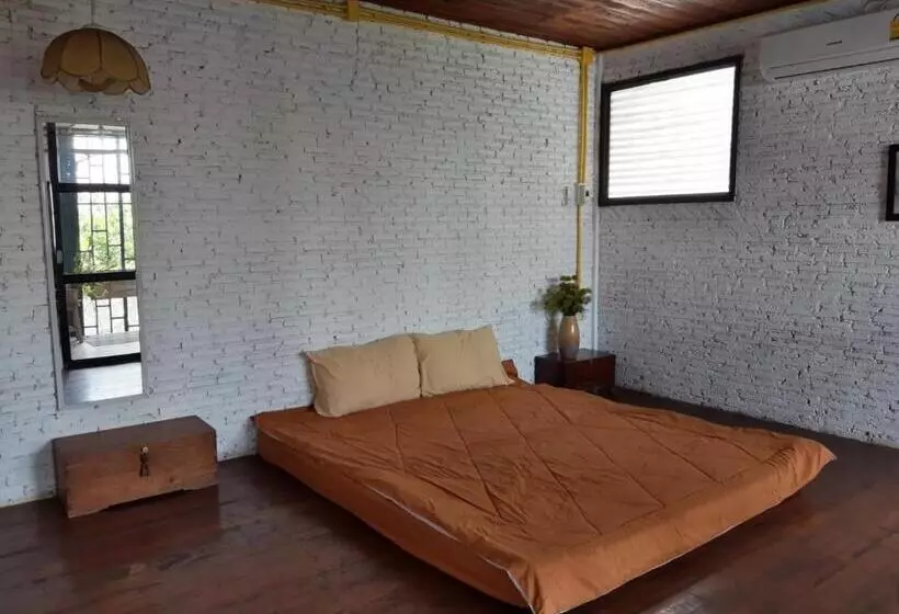 Retkeilymaja ทุ่งยั้งเฮ้าส์