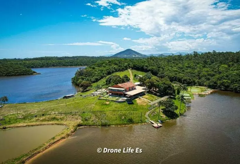 Retkeilymaja Pousada Peninsula Santa Rita