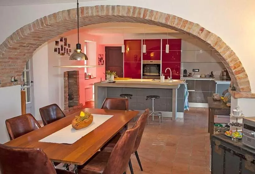 Aamiaismajoitus (B&B) Cascina Il Sogno