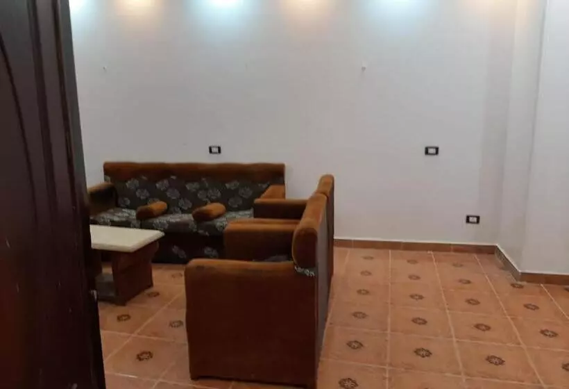 تختخواب و صبحانه Aswan City Center Guest House