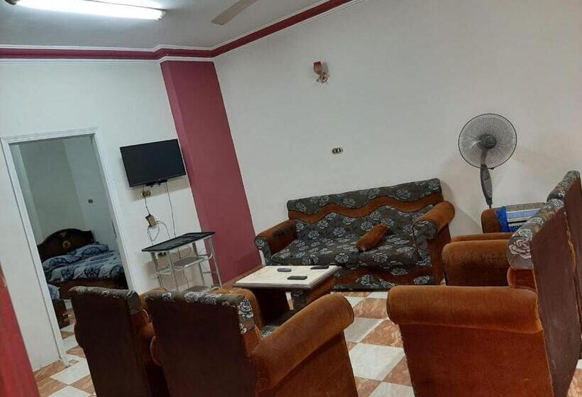 تختخواب و صبحانه Aswan City Center Guest House