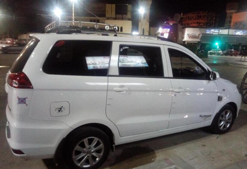 تختخواب و صبحانه Aswan City Center Guest House