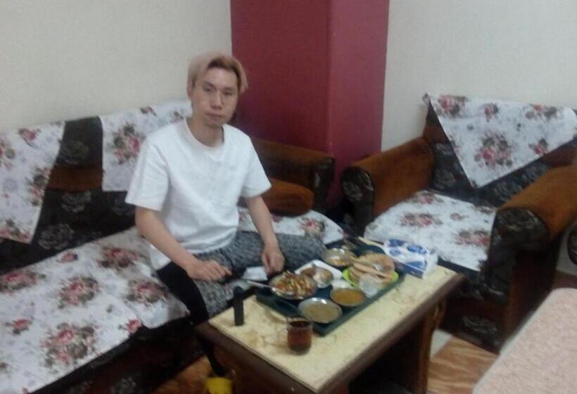 تختخواب و صبحانه Aswan City Center Guest House