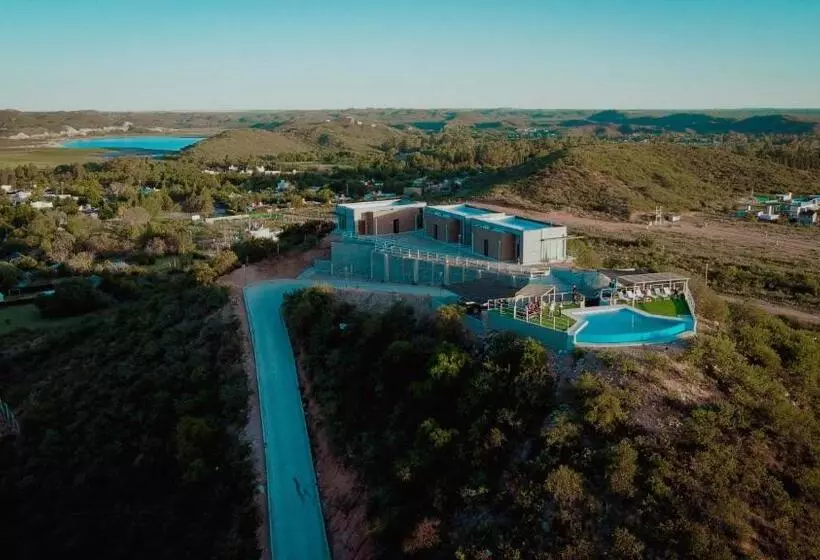 ホテル Altos De Los Paraísos Vista Al Lago Y Sierras