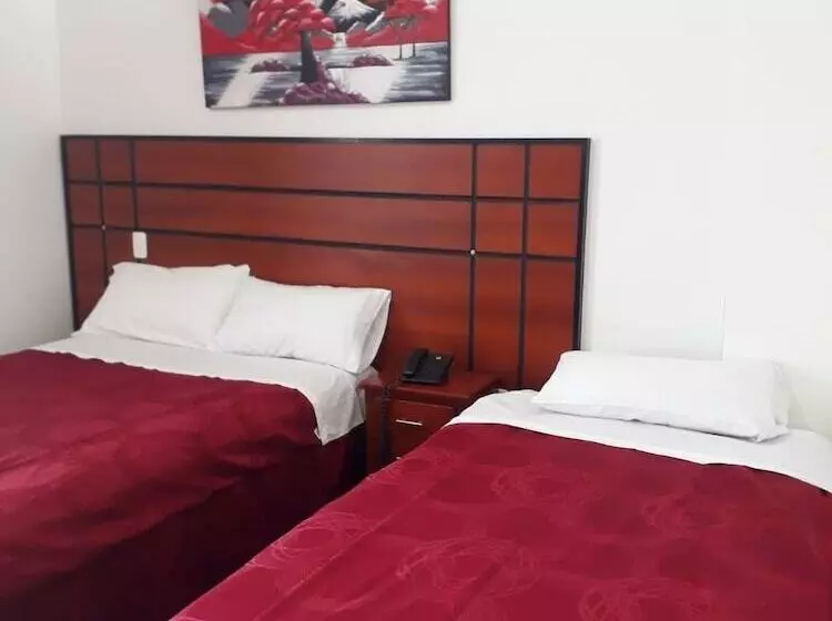 Hotelli Del River Monumento