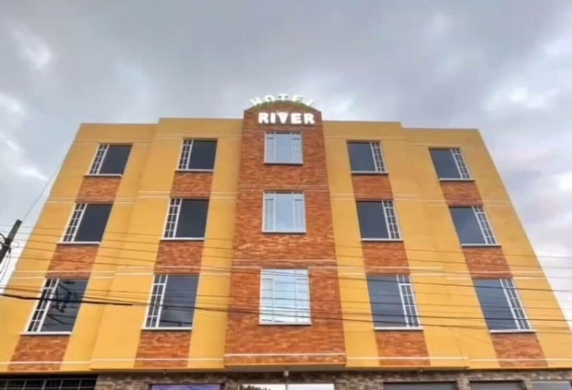 فندق Del River Monumento