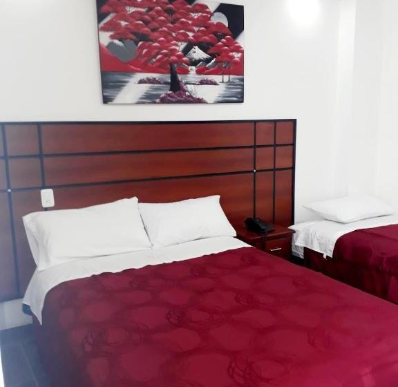 فندق Del River Monumento