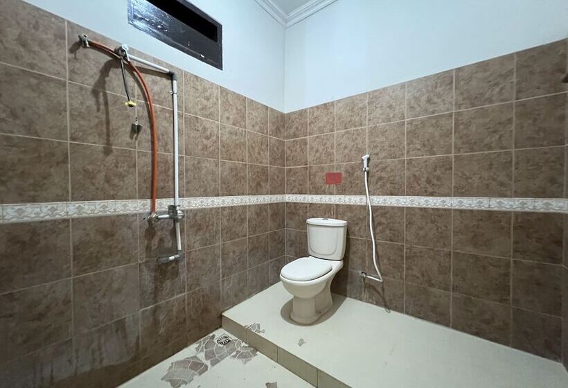 酒店 Oyo 92098 Kost Orange Syariah