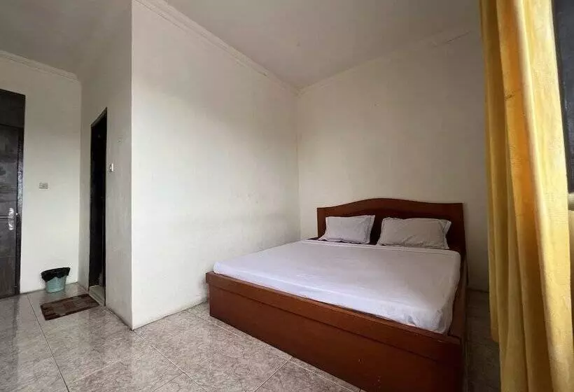 Hotelli Oyo 92098 Kost Orange Syariah