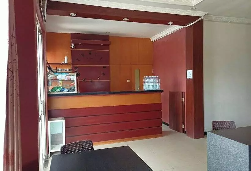 Hotelli Oyo 92098 Kost Orange Syariah