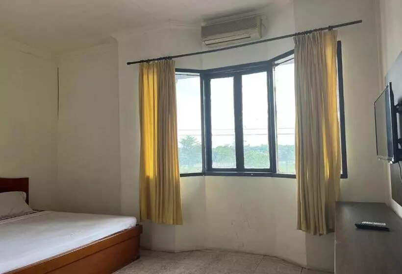 Hotelli Oyo 92098 Kost Orange Syariah