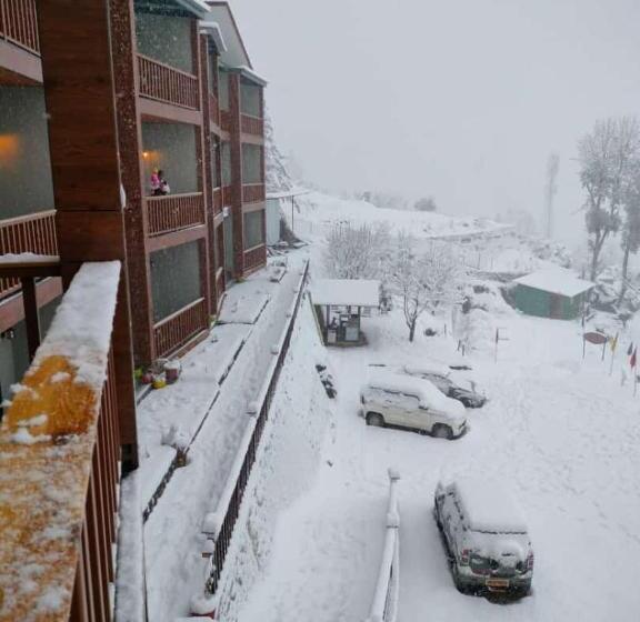 ホテル Satopanth The Auli Resort