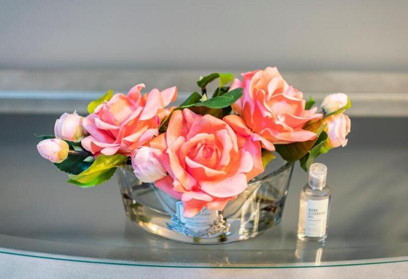 Отель Sir Luxury Boutique