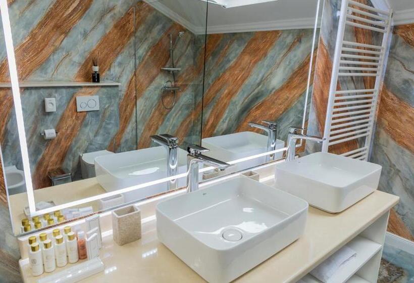 Отель Sir Luxury Boutique