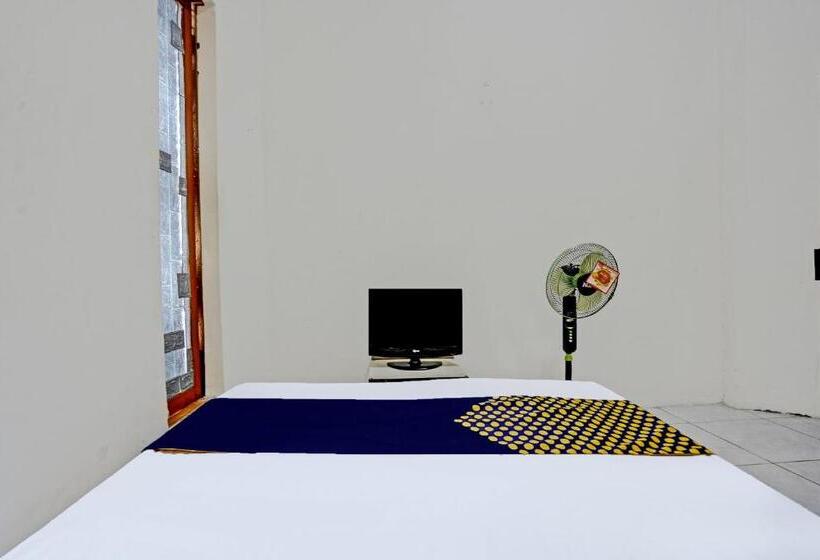 酒店 Spot On 92077 Tarlo Guest House 3