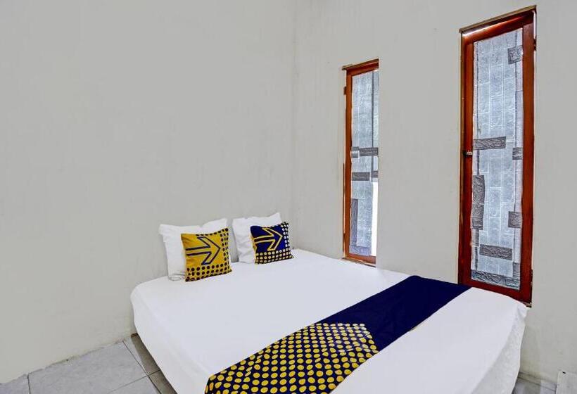 酒店 Spot On 92077 Tarlo Guest House 3