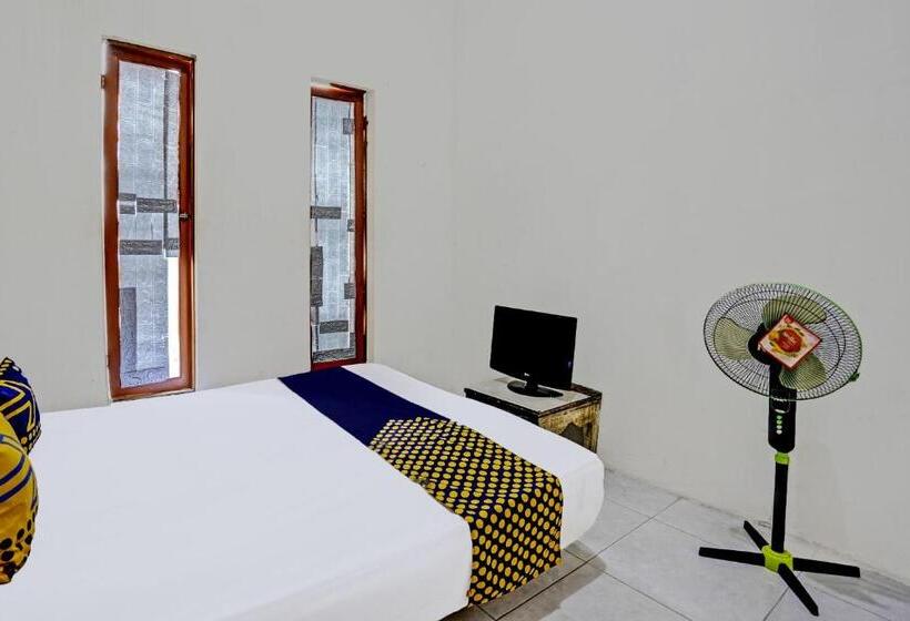 酒店 Spot On 92077 Tarlo Guest House 3