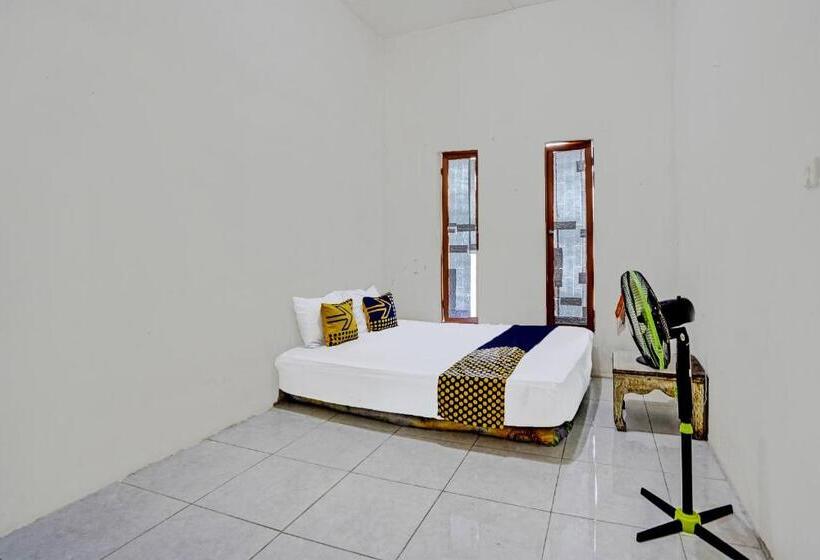 酒店 Spot On 92077 Tarlo Guest House 3