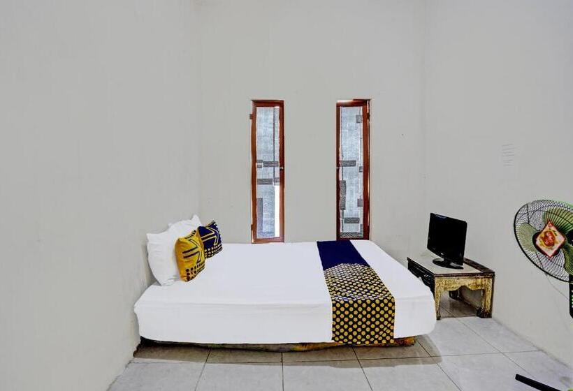 酒店 Spot On 92077 Tarlo Guest House 3