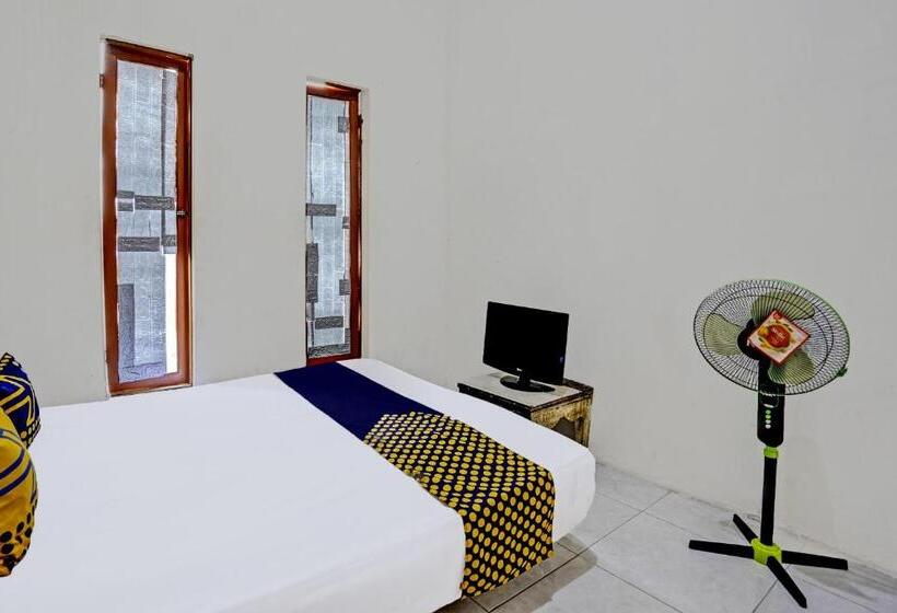 酒店 Spot On 92077 Tarlo Guest House 3