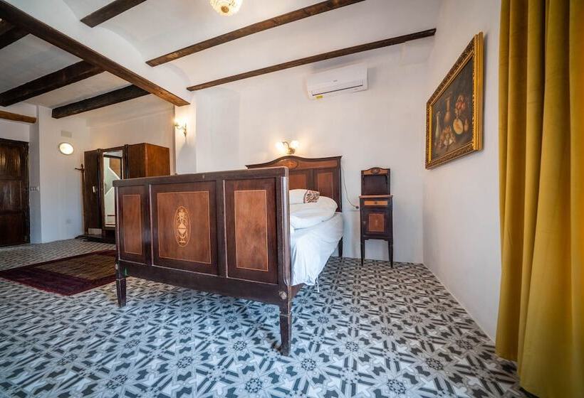 פנסיון 7 Pisos Casa Rural De Pueblo