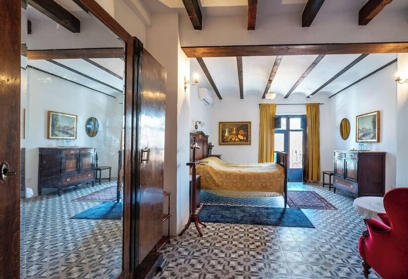 פנסיון 7 Pisos Casa Rural De Pueblo