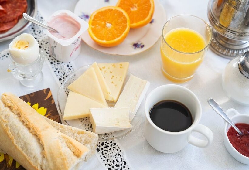 פנסיון 7 Pisos Casa Rural De Pueblo