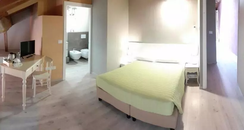 Majatalo Affittacamere Adelphia