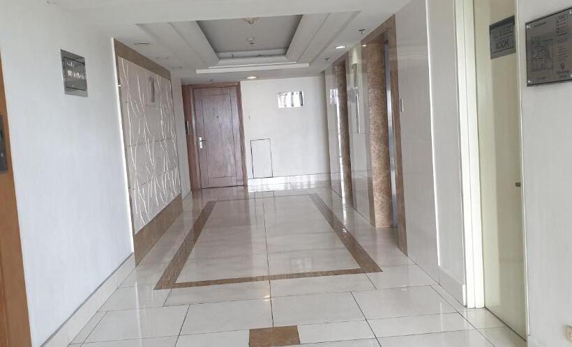 Majatalo Eton Baypark Manila. By Tripleview