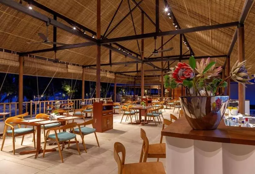 Lomakeskus Island Center Point