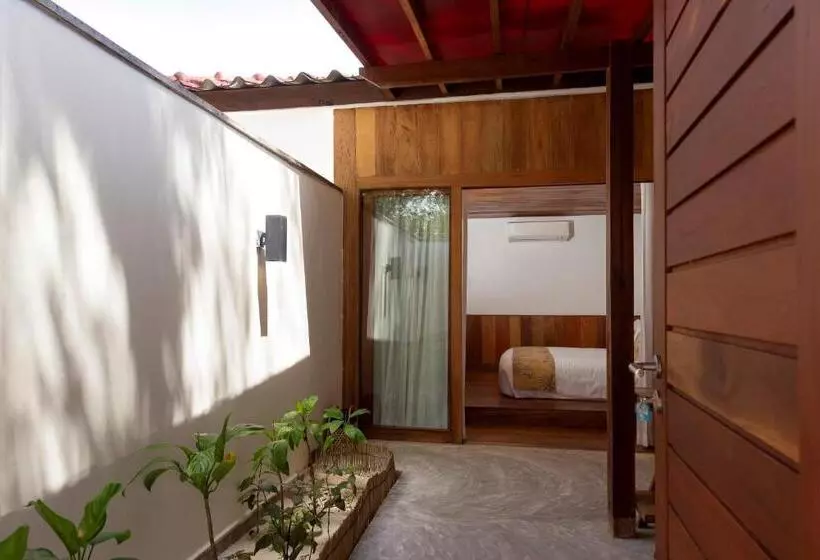 Lomakeskus Island Center Point