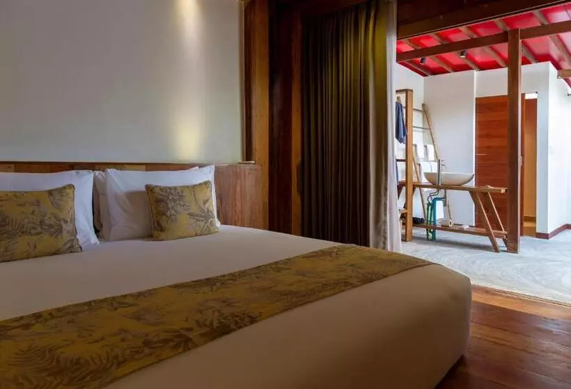 Lomakeskus Island Center Point