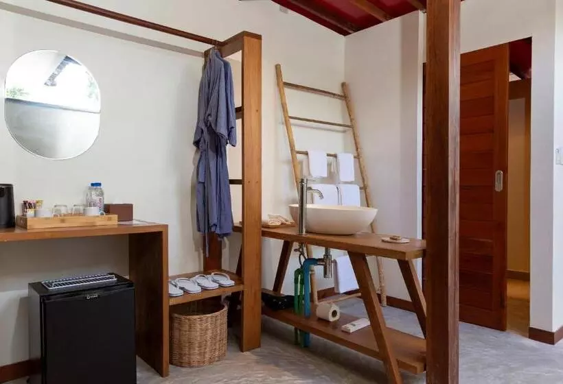 Lomakeskus Island Center Point