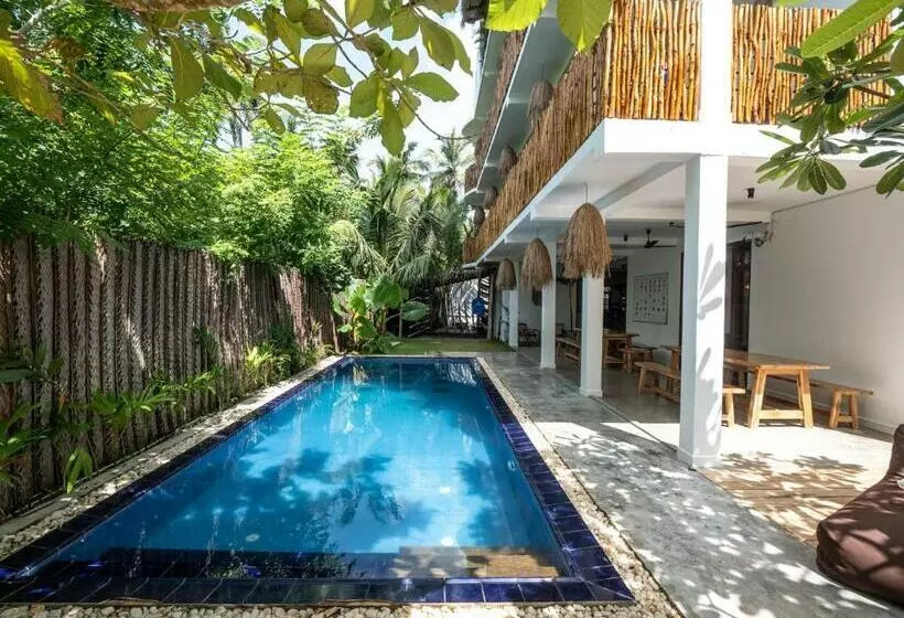 هاستل Gota Dagua Surf Camp