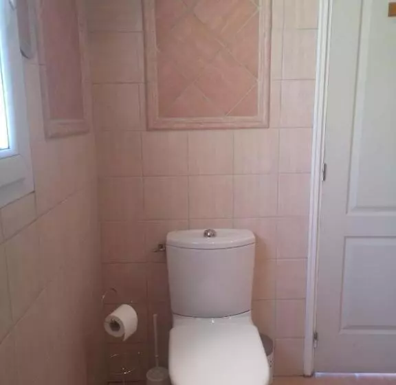 ベッドアンドブレックファースト Chez Tata