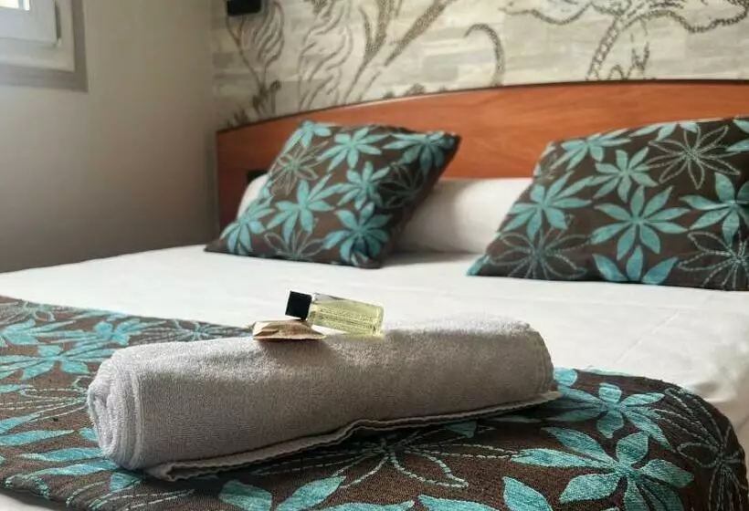 ホテル Hôtel Camélia