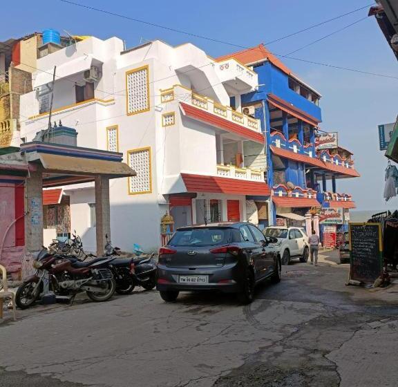 فندق Sea Waves Rooms