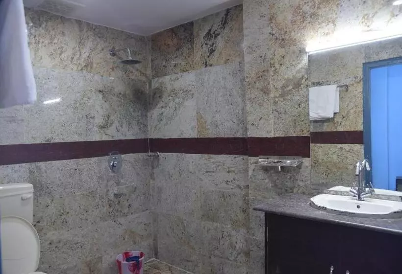 Hotelli Thangam Residency