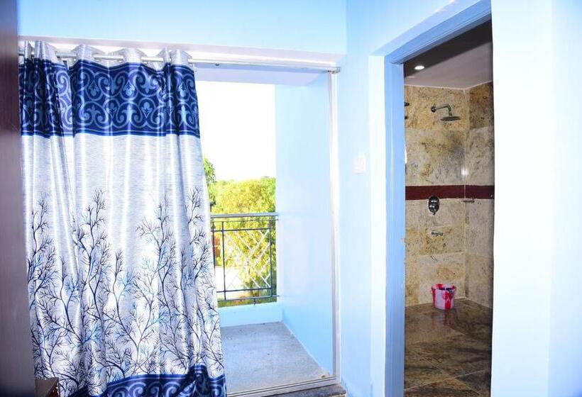 Hotel Thangam Residency