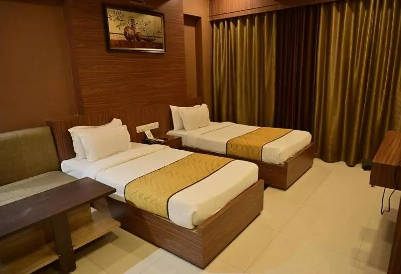 ホテル Treebo Premium Mahal Inn
