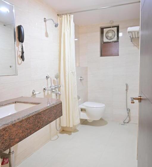 هتل Treebo Premium Mahal Inn