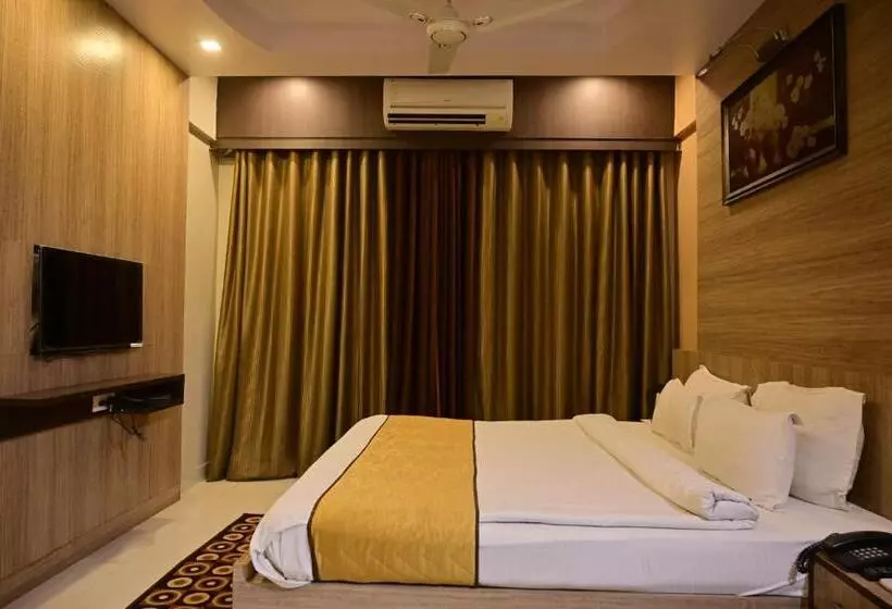 ホテル Treebo Premium Mahal Inn