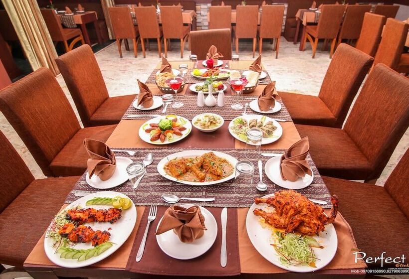 هتل Treebo Premium Mahal Inn