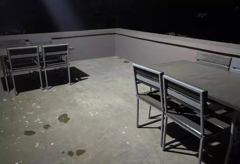 Mufasa City Hostel And Apartments